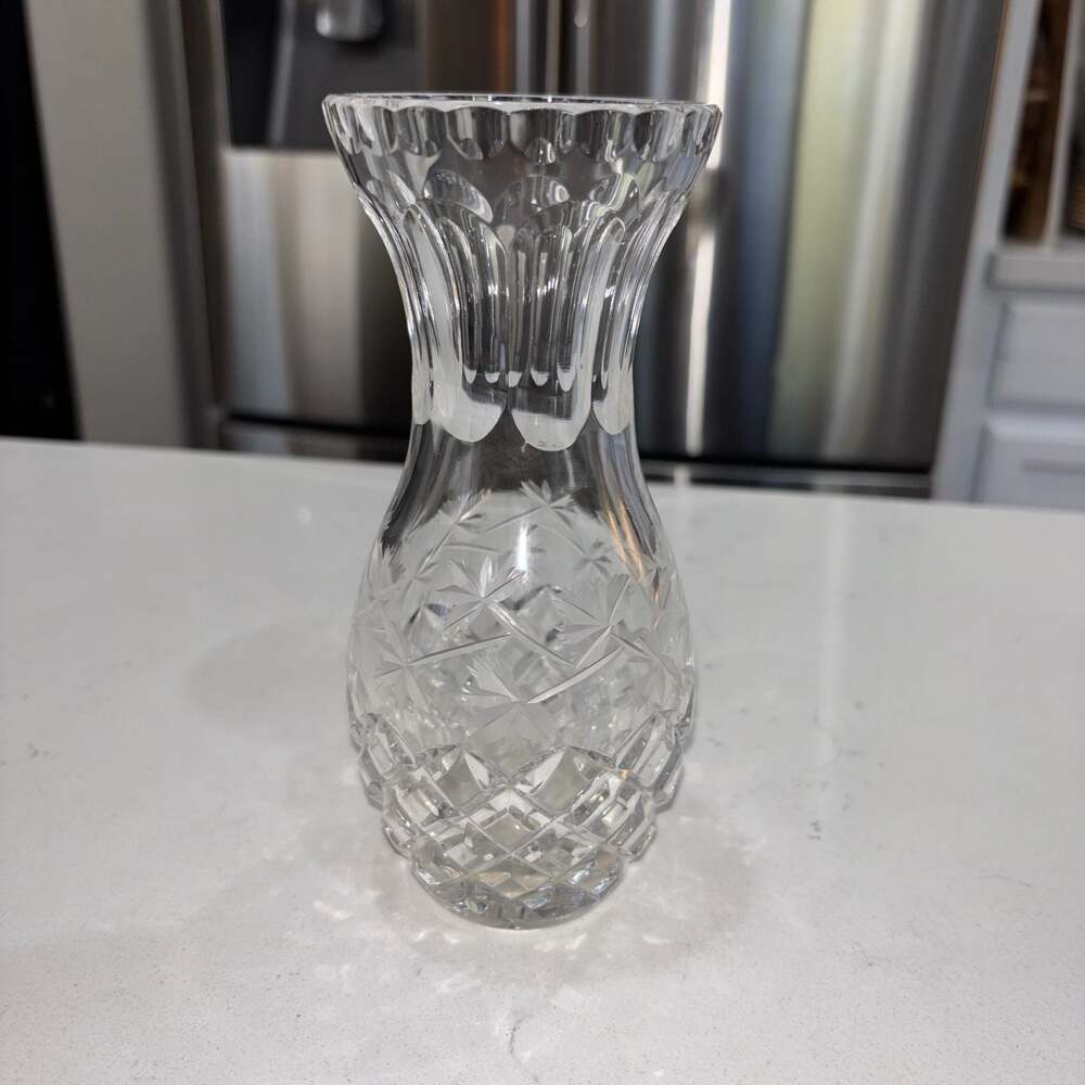 Vintage Cut Lead Crystal Vase w/Etched Vine Pattern 7”x3”
